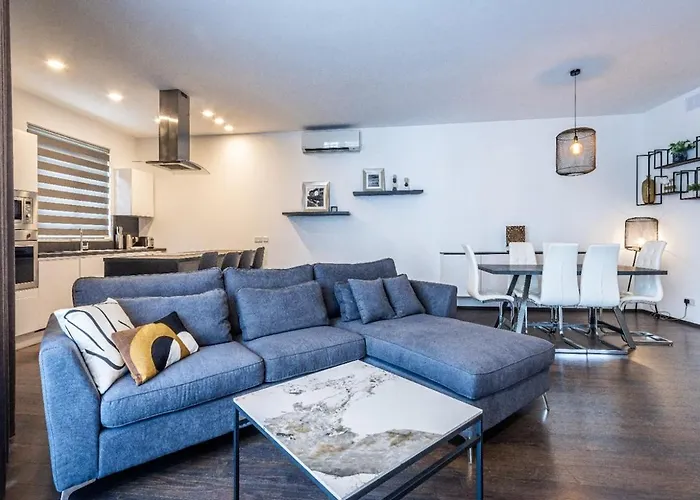 شقة Modern 2 Bedroom Pendergardens St Julian *