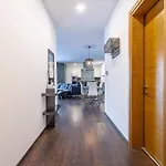 Modern 2 Bedroom Pendergardens St Julian Apartman