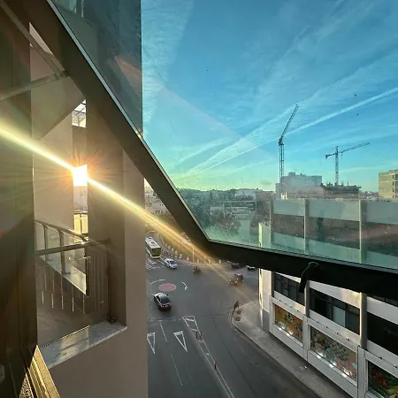 Modern 2 Bedroom Pendergardens St Julian