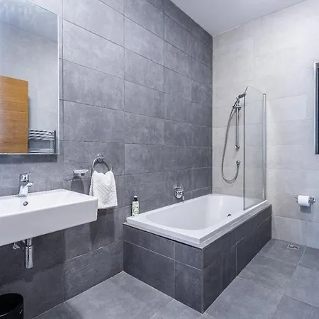 Modern 2 Bedroom Pendergardens St Julian San Ġiljan